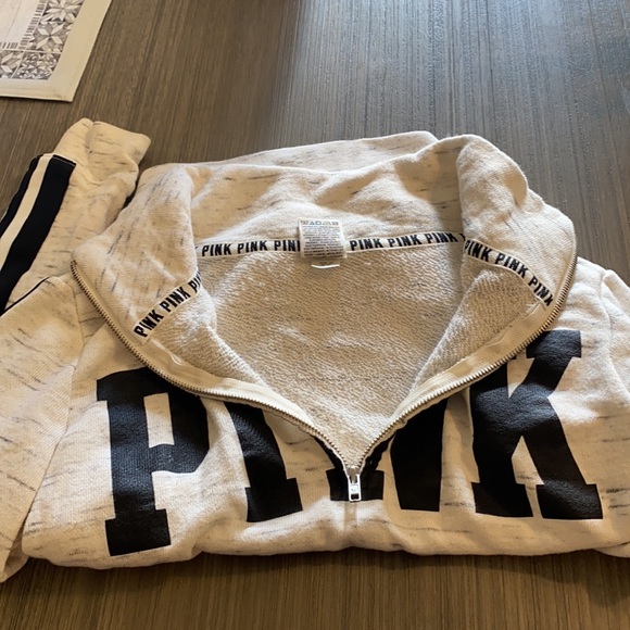 Jacket - Picture 5 of 6